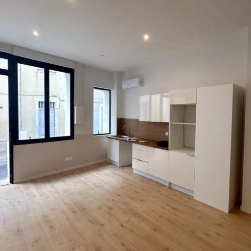 109697ec-ae39-4e65-af77-cb1ae837c8ee-min